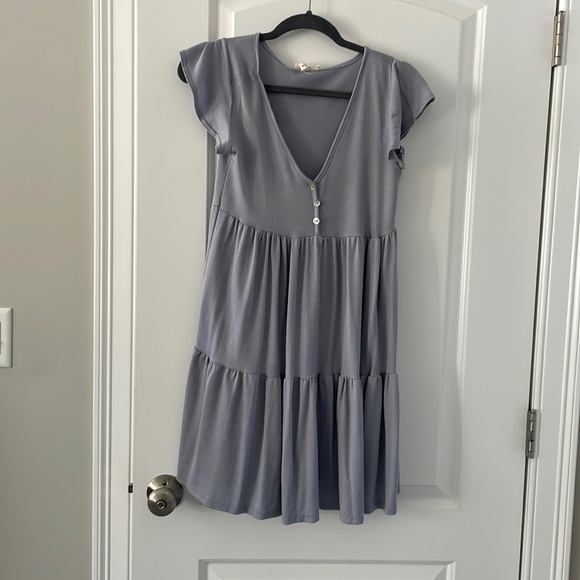 Dress - Picture 1 of 2